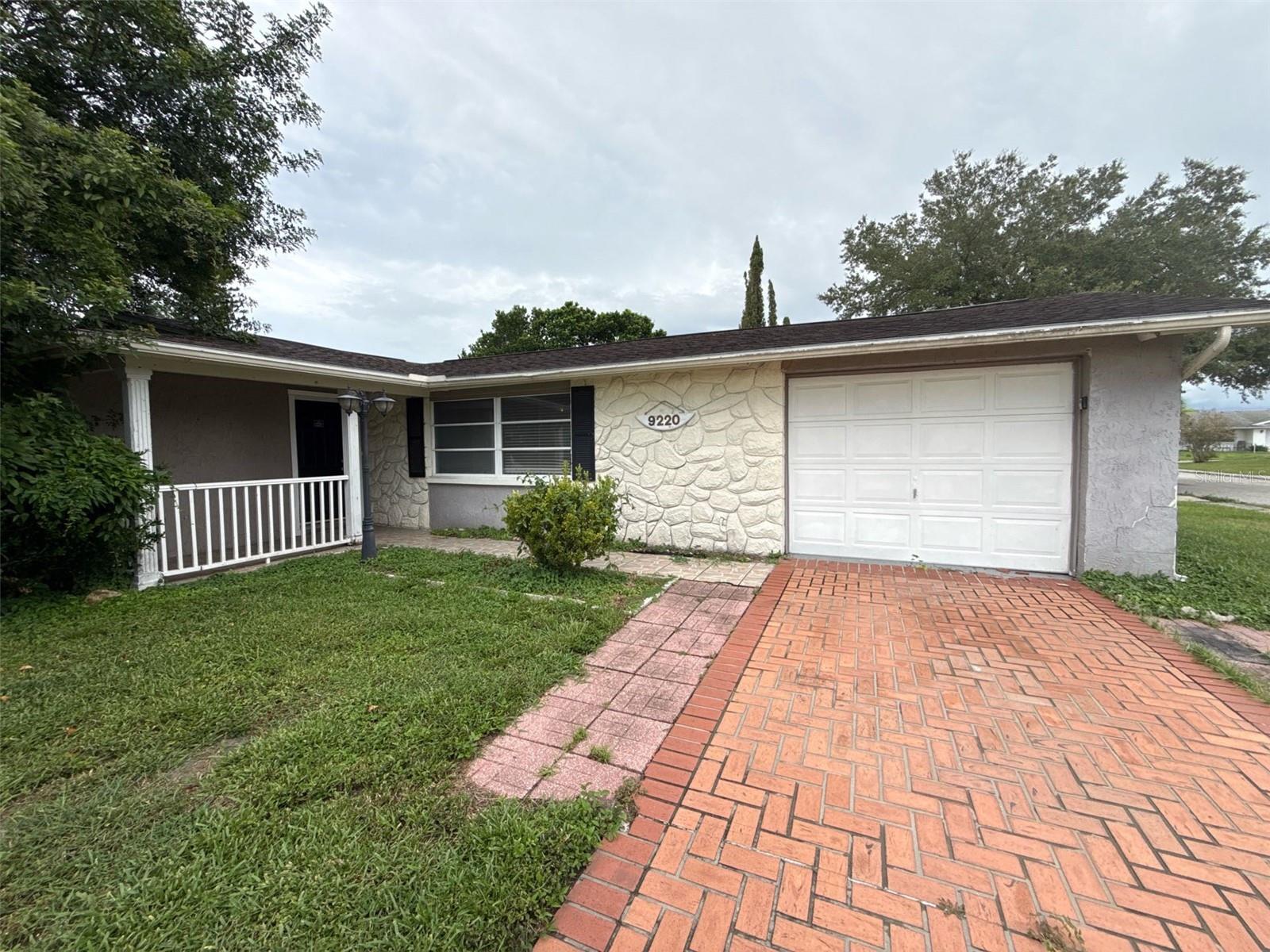 9220 Lido Ln photo 1