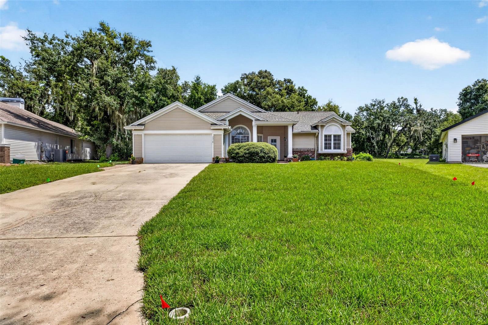 3318 Silverpond Dr