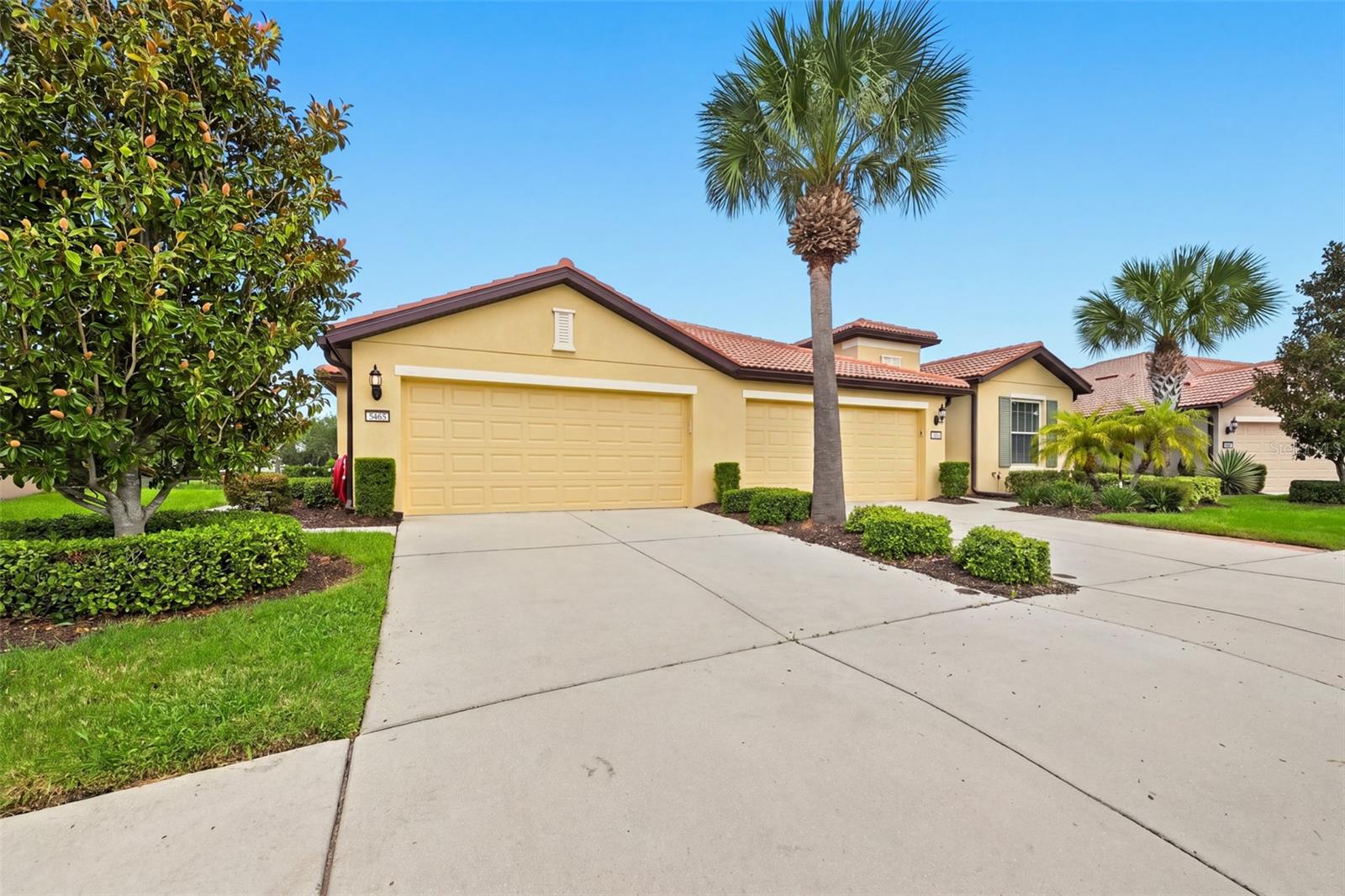 5465 Sunset Falls Dr