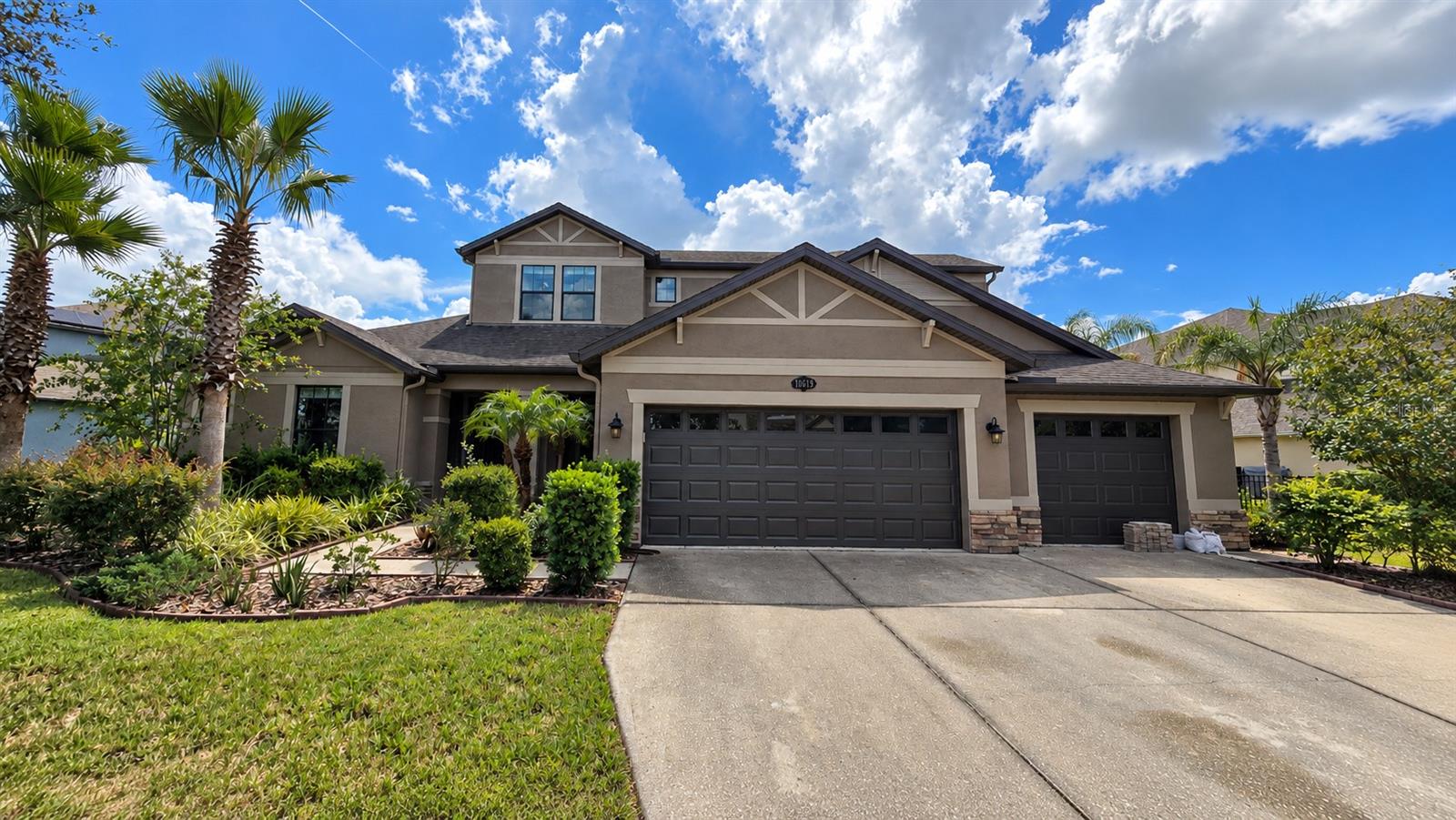 10619 Mistflower Ln