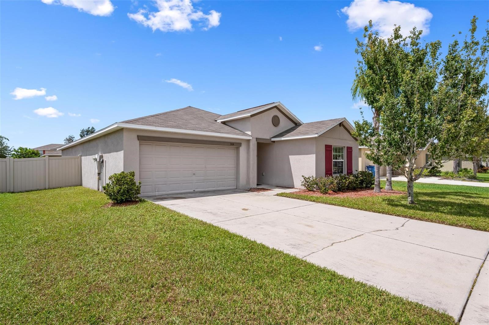 304 Cascade Bend Dr