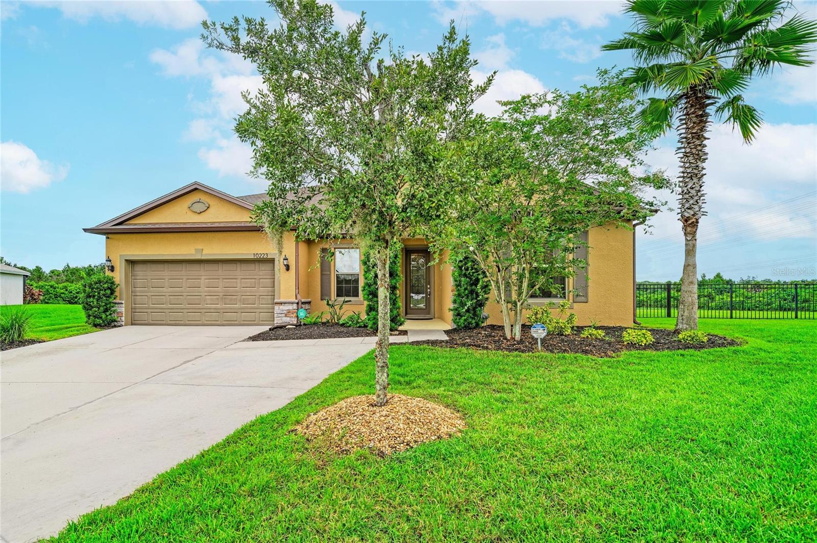 10223 57th CT E photo 1