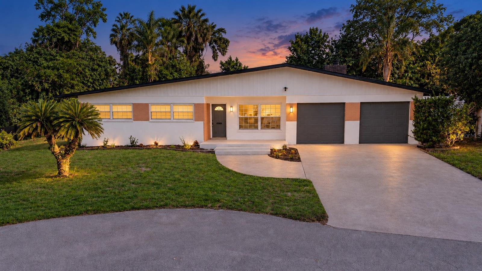 5627 Oakland Dr