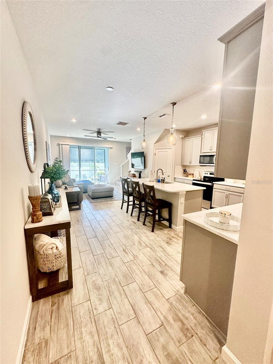 8511 Primrose Willow Pl