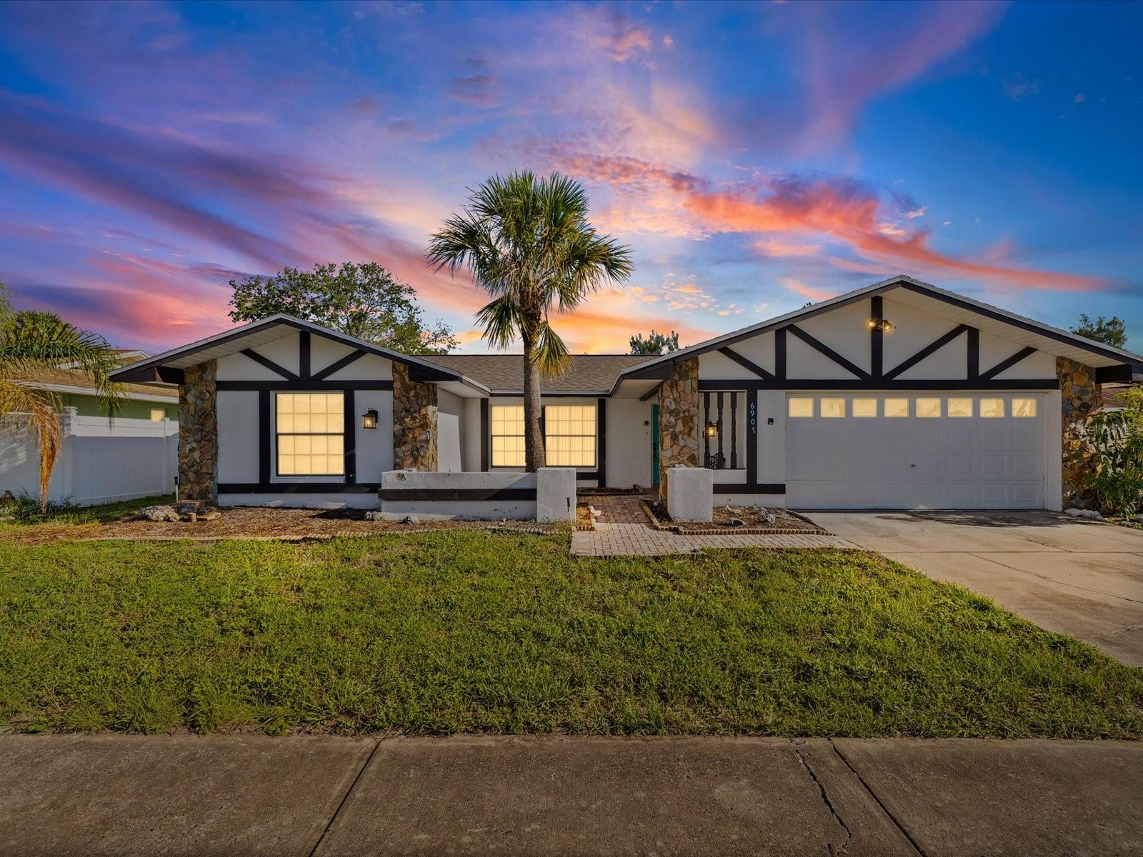 6907 Bottle Brush Dr photo 1