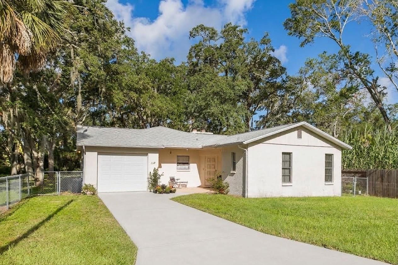 4715 Needle Palm Dr