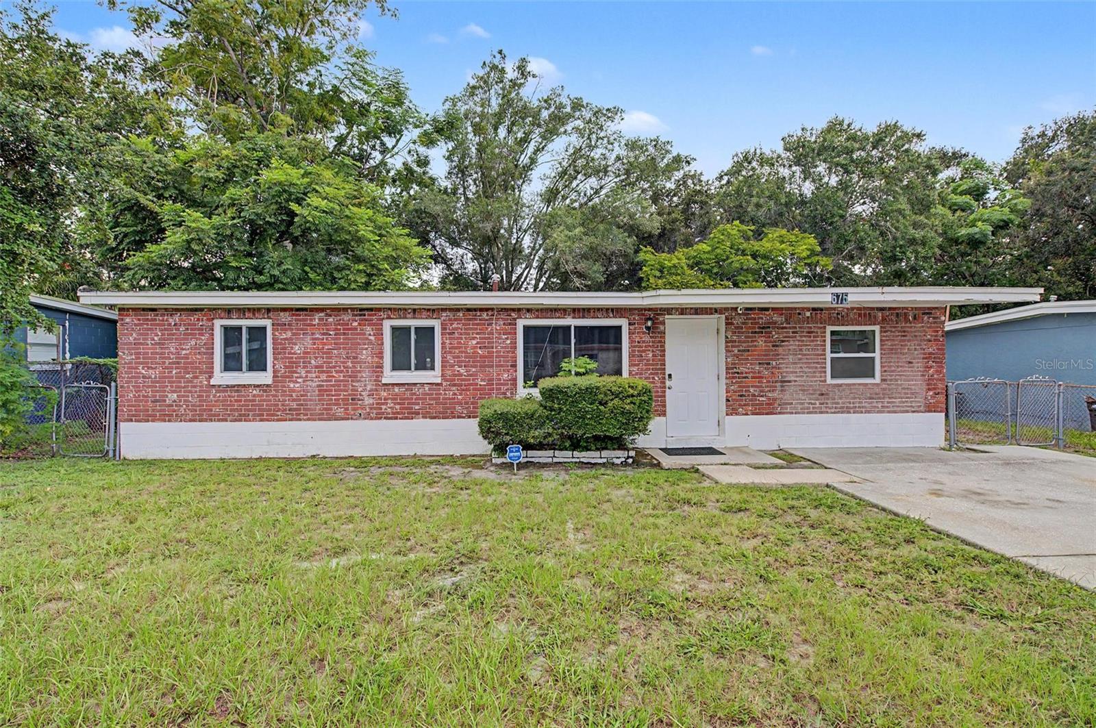 675 11th Pl photo 1