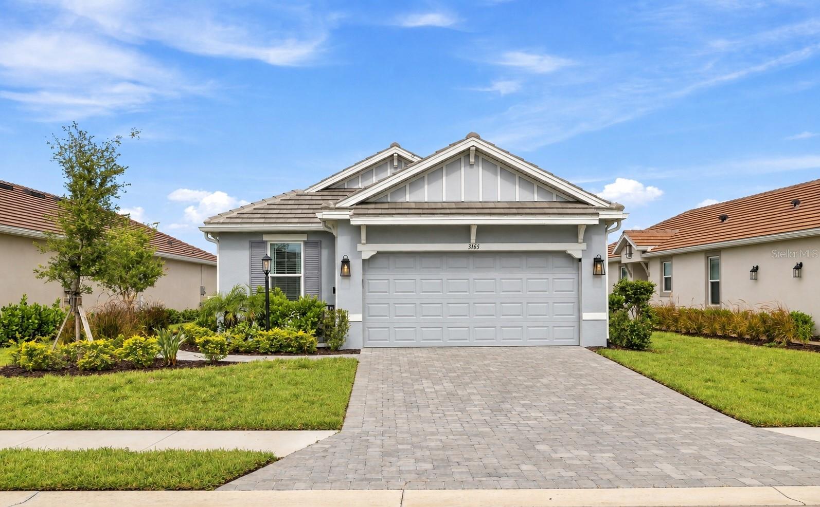 3165 Alba Cir photo 1