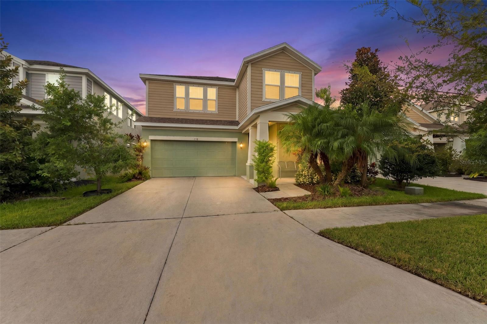 6136 Voyagers Pl photo 1