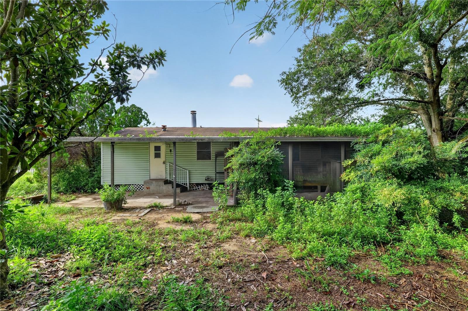 9550 Silverbend Dr photo 1
