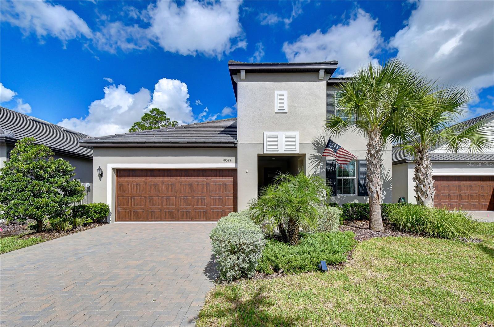 10577 Banyan Breeze Blvd photo 1