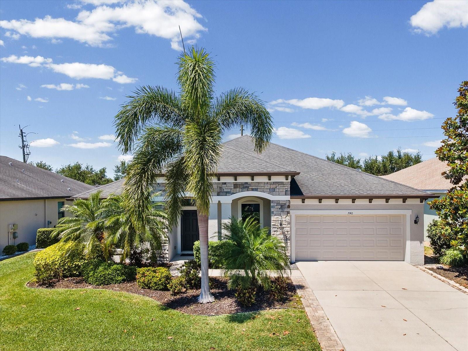 740 Rosemary Cir photo 1
