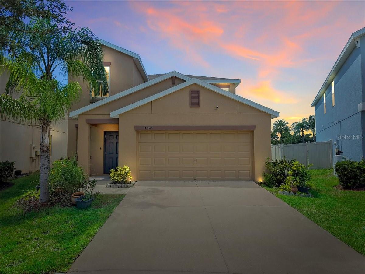 4924 Reflecting Pond Cir
