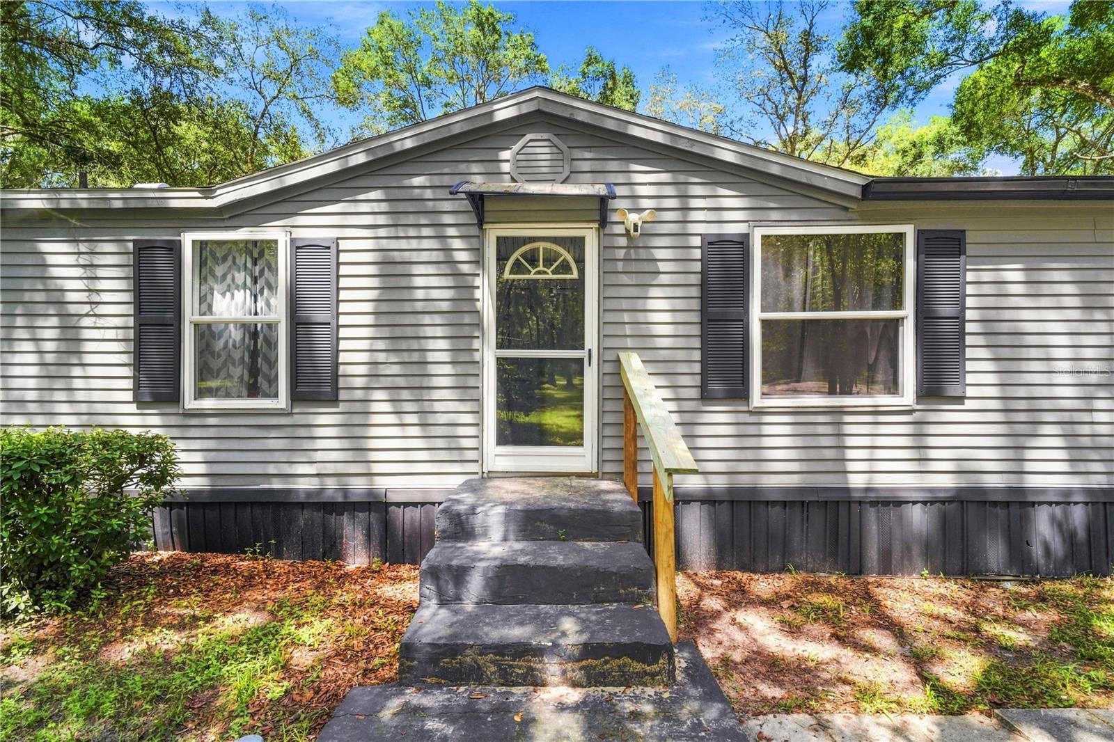 7395 Robb Rd photo 1
