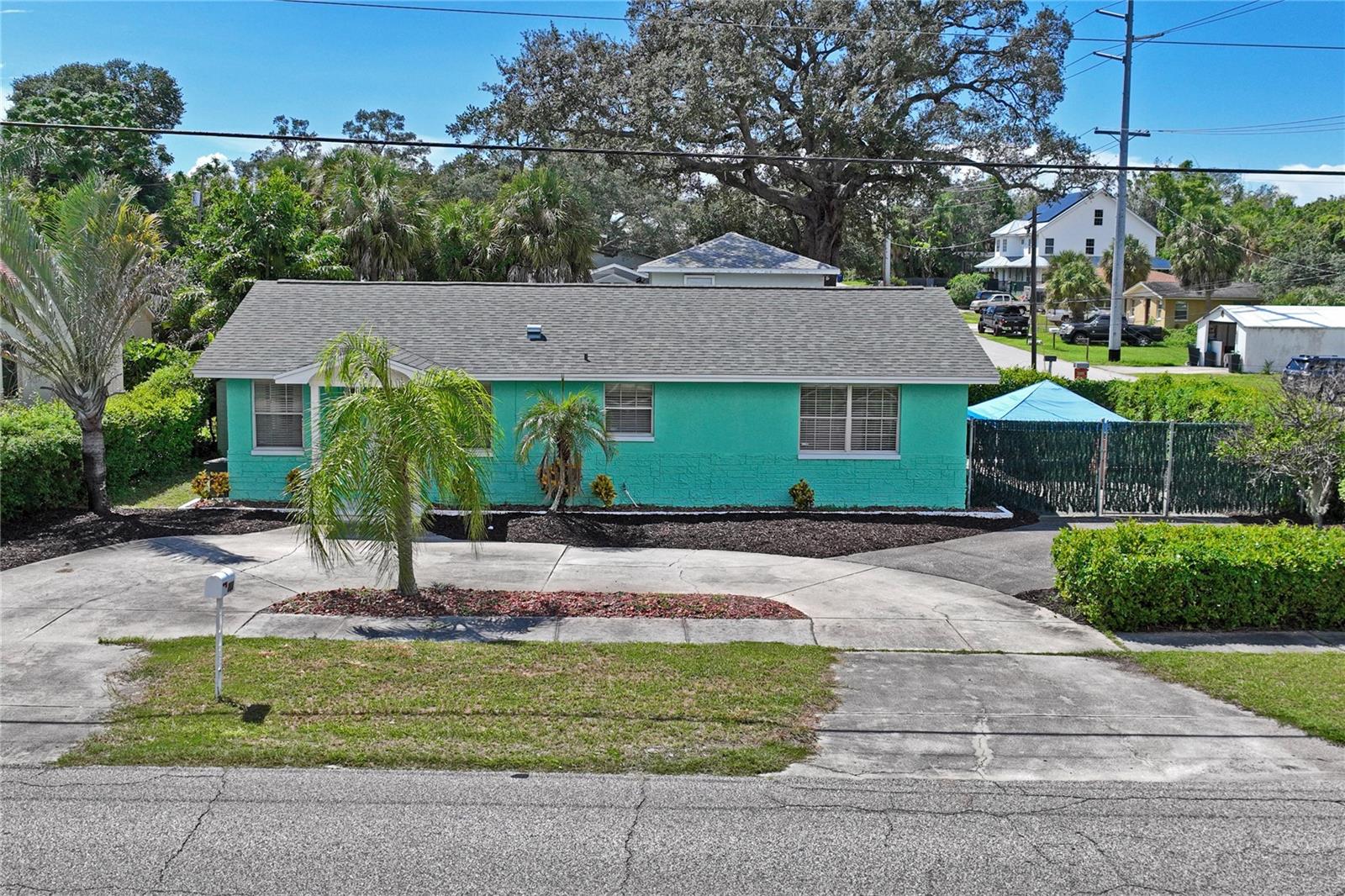 223 N Walton Ave