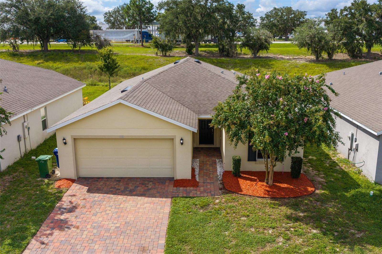 1333 Lucerne Loop Rd NE photo 1