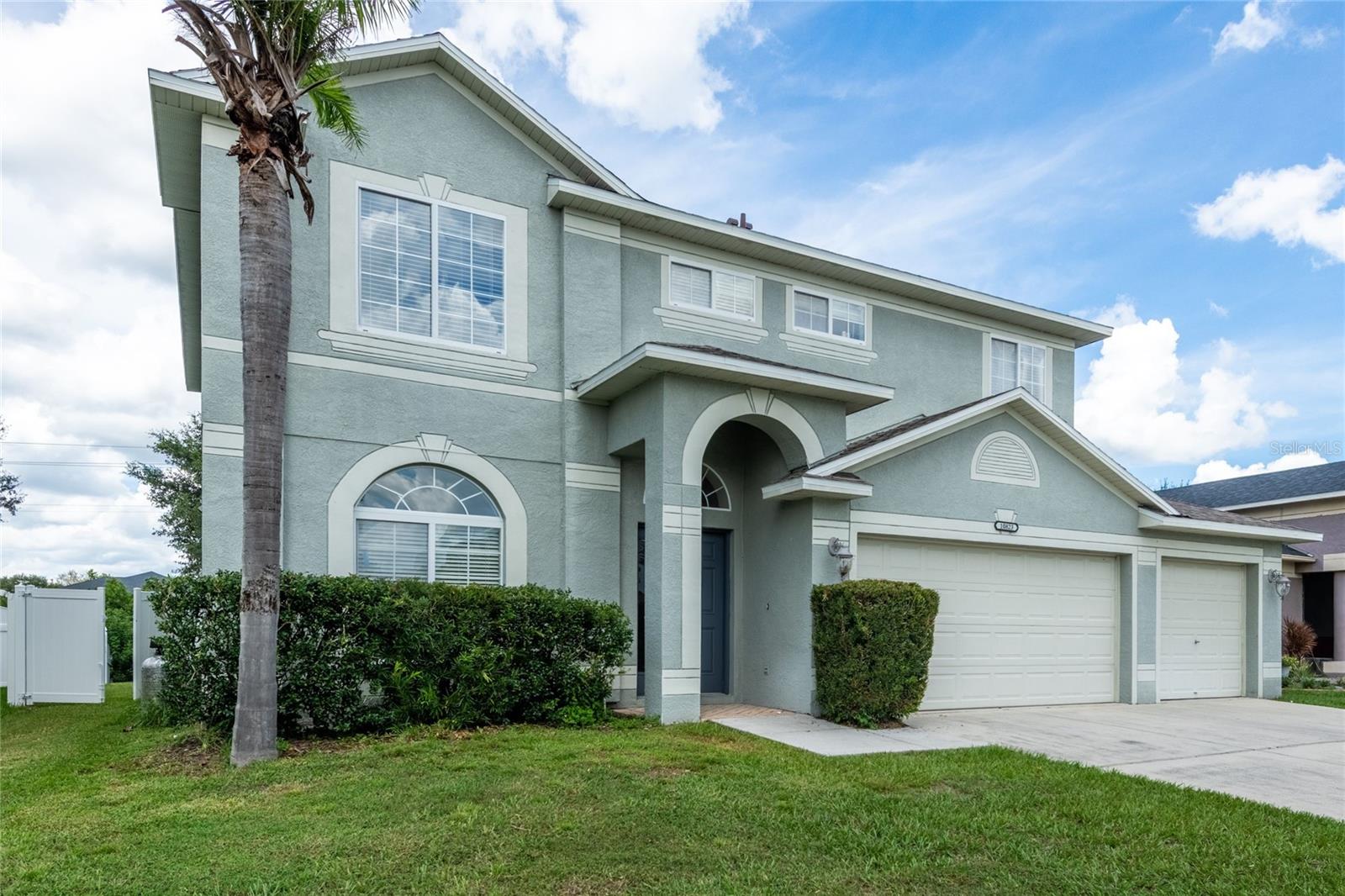 10823 Hoffner Edge Dr photo 1