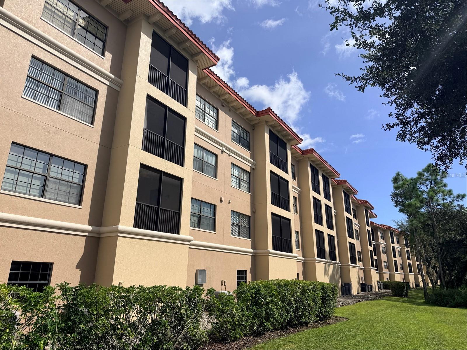 7702 Lake Vista CT #303