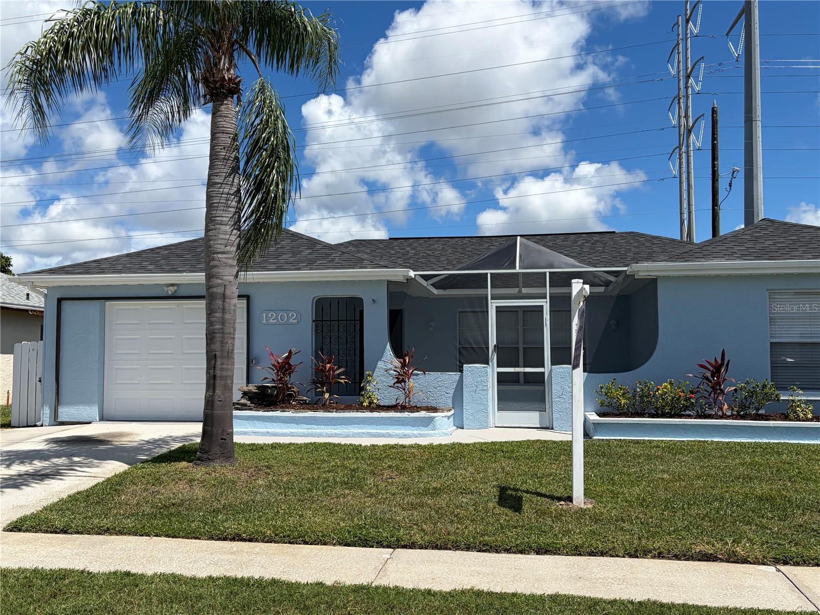 1202 Mandarin Dr