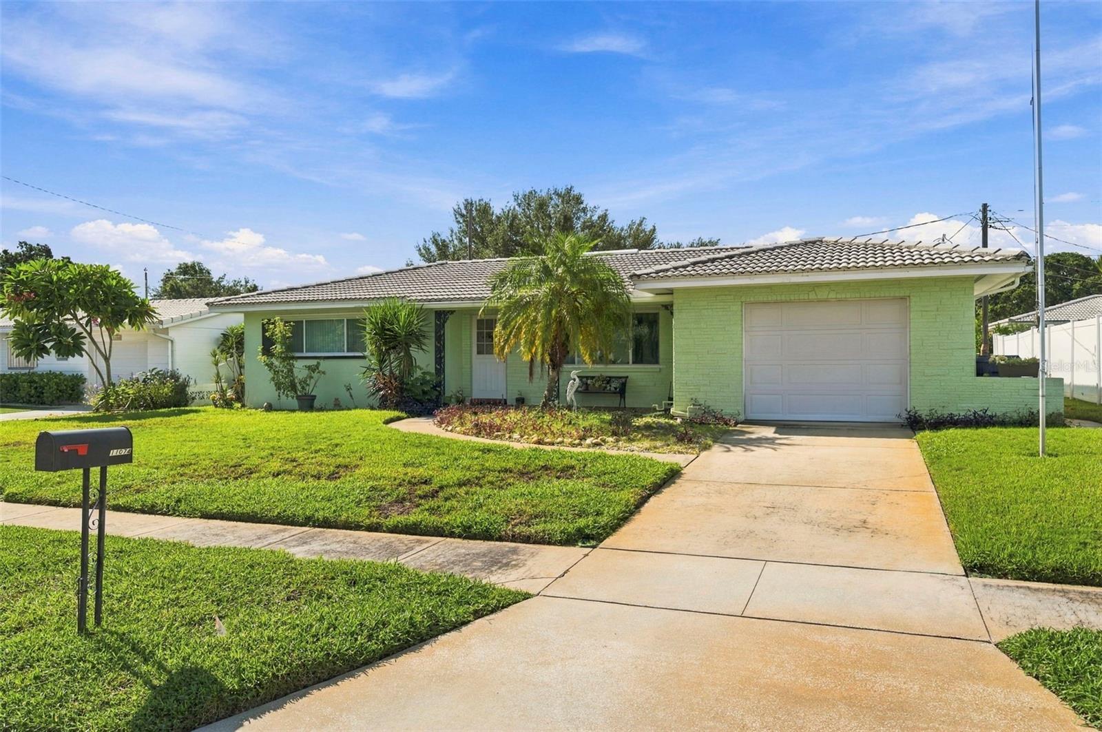 11074 56th Ave