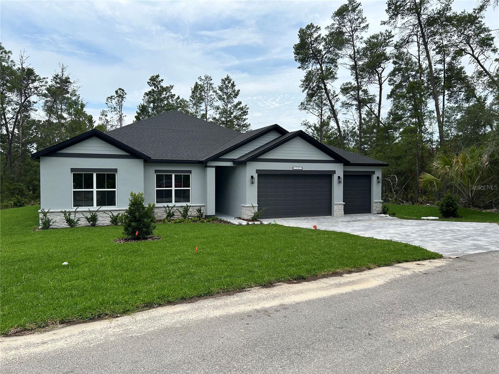 12437 Harris Hawk Rd