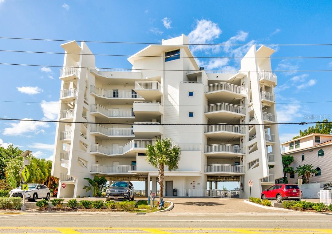 10116 Gulf Blvd #203W