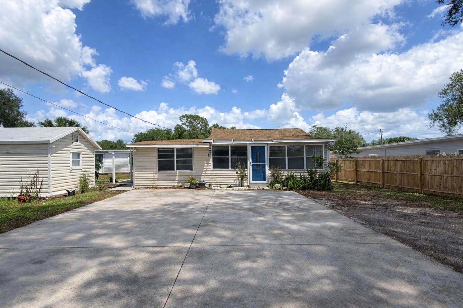 408 Longfellow Blvd