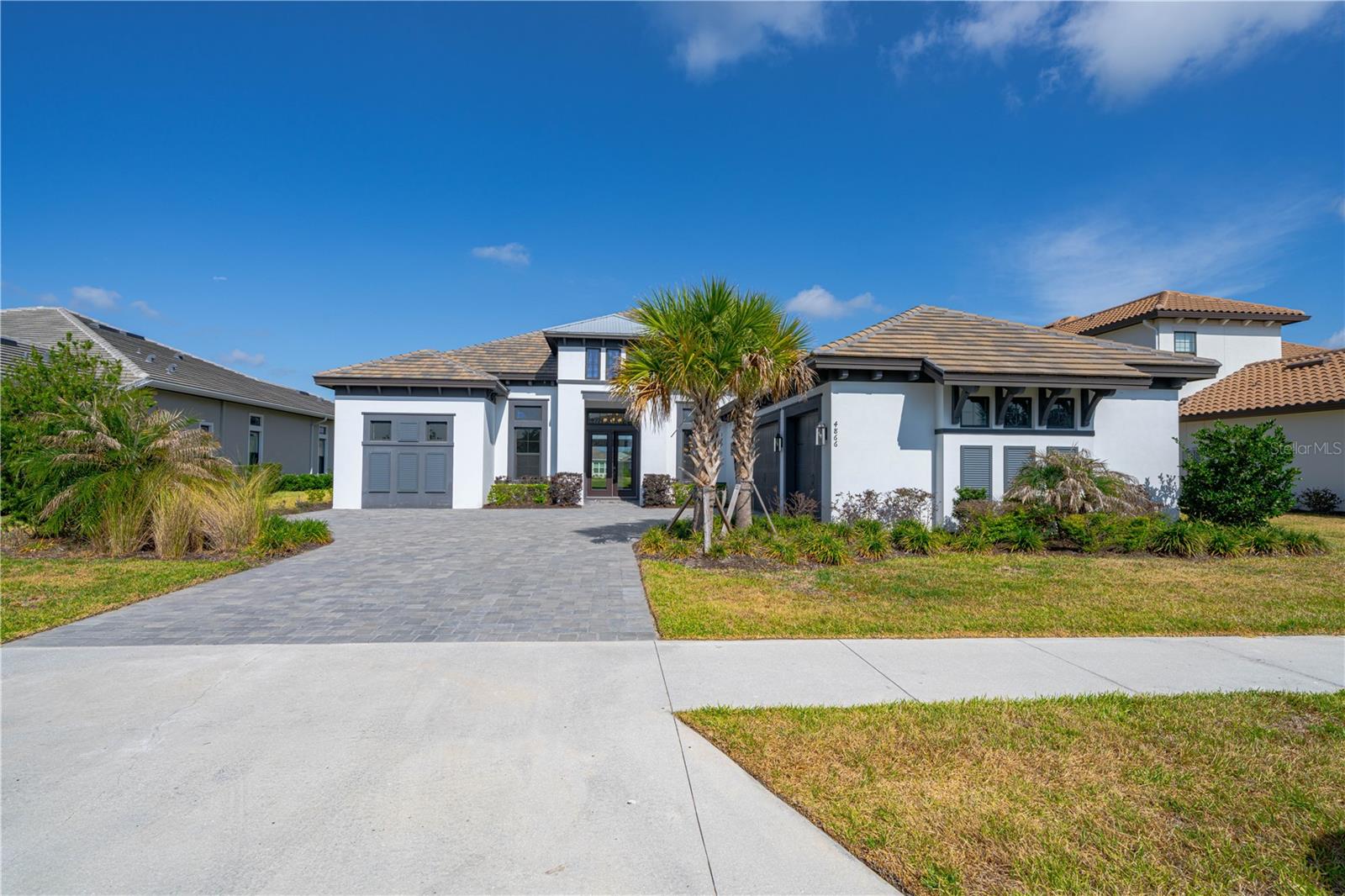 4866 Freccia Loop
