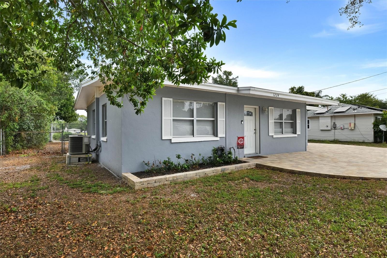 1224 Bellevue Blvd