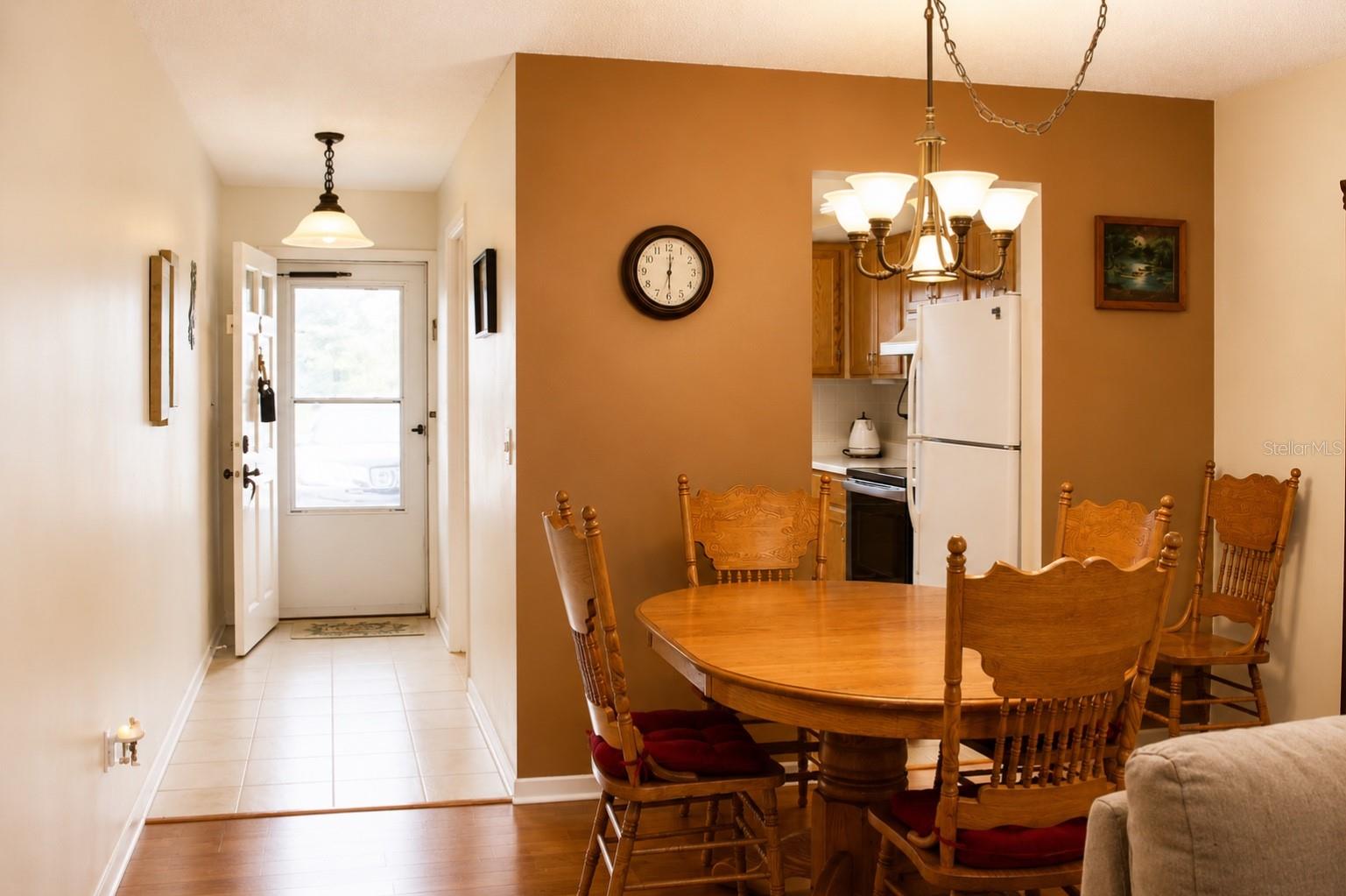 1662 S Lake Ave #6