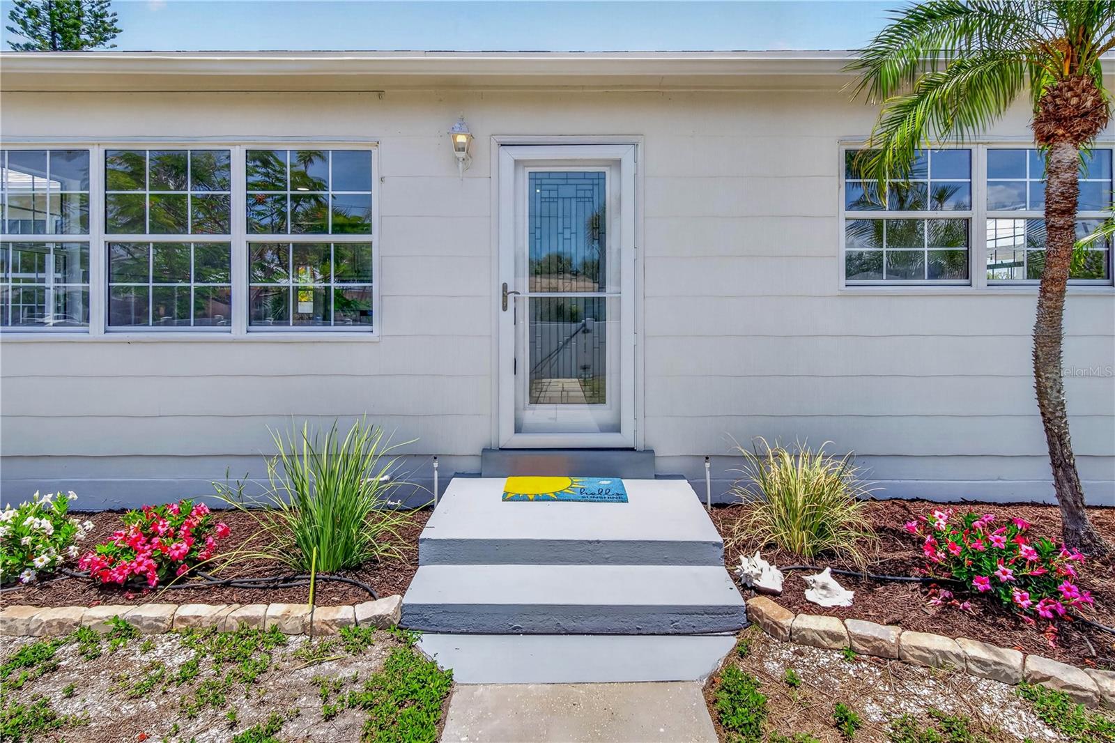 260 42nd Ave