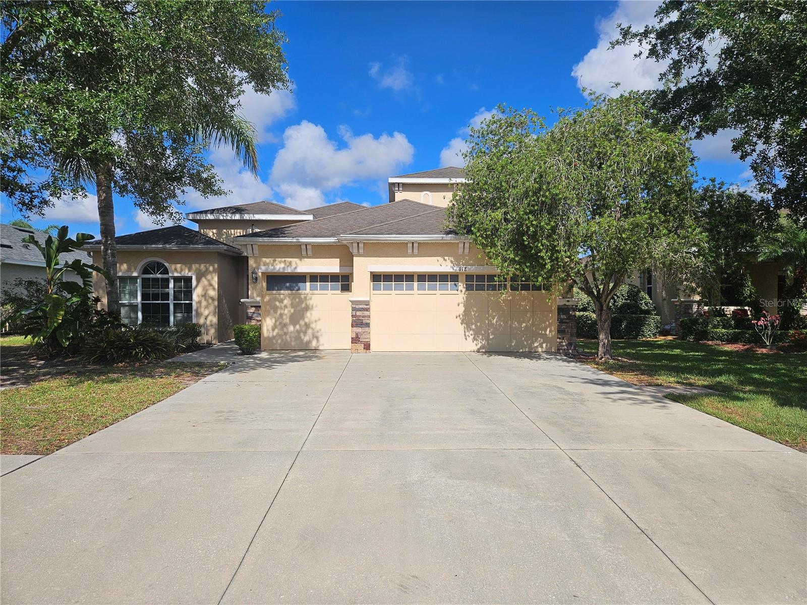 118 Peony CT