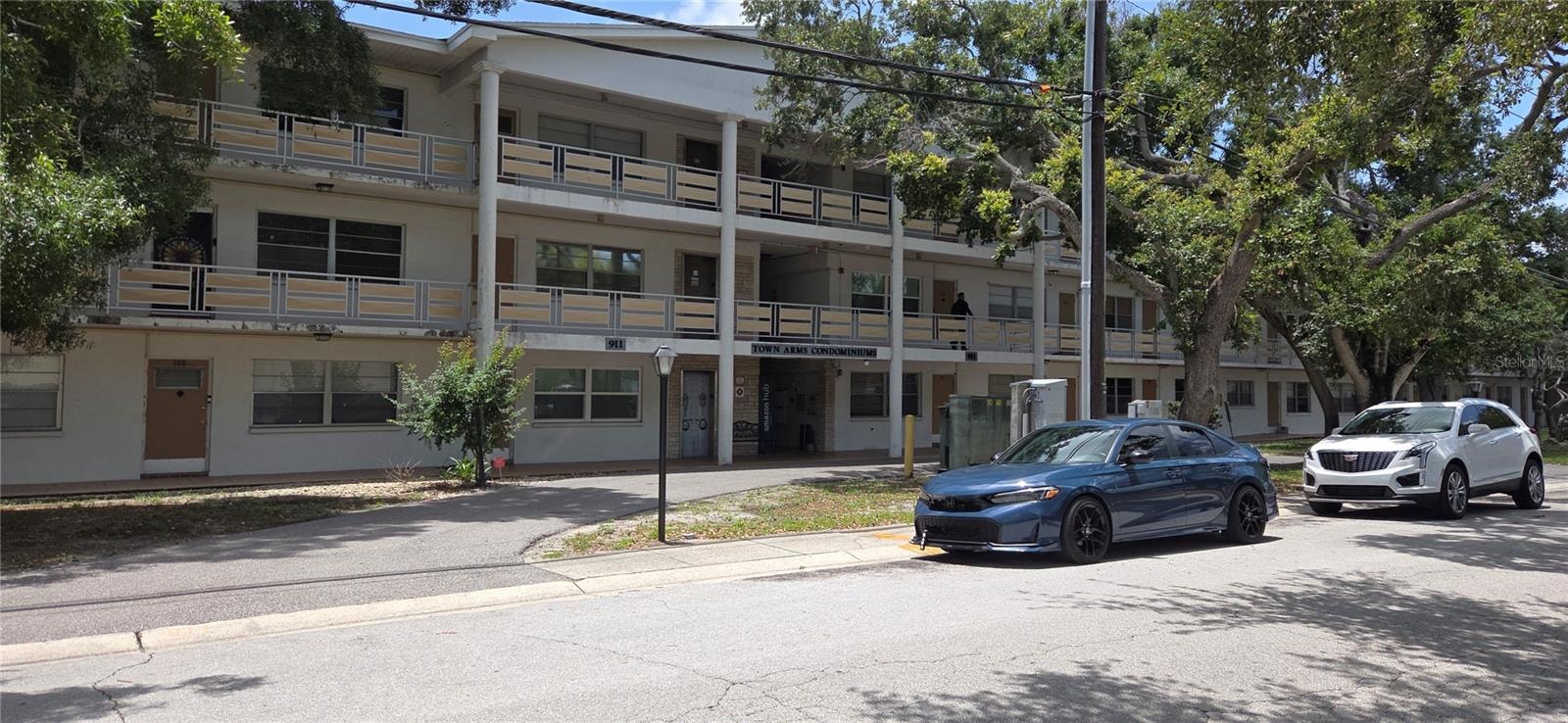911 Washington Ave #304