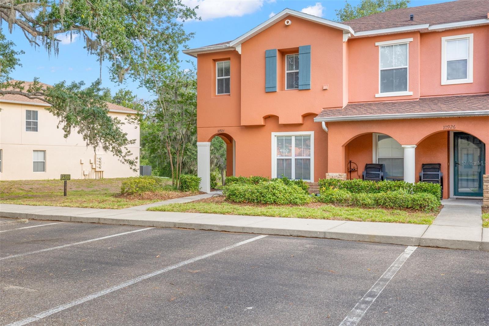 10924 Johanna Ave