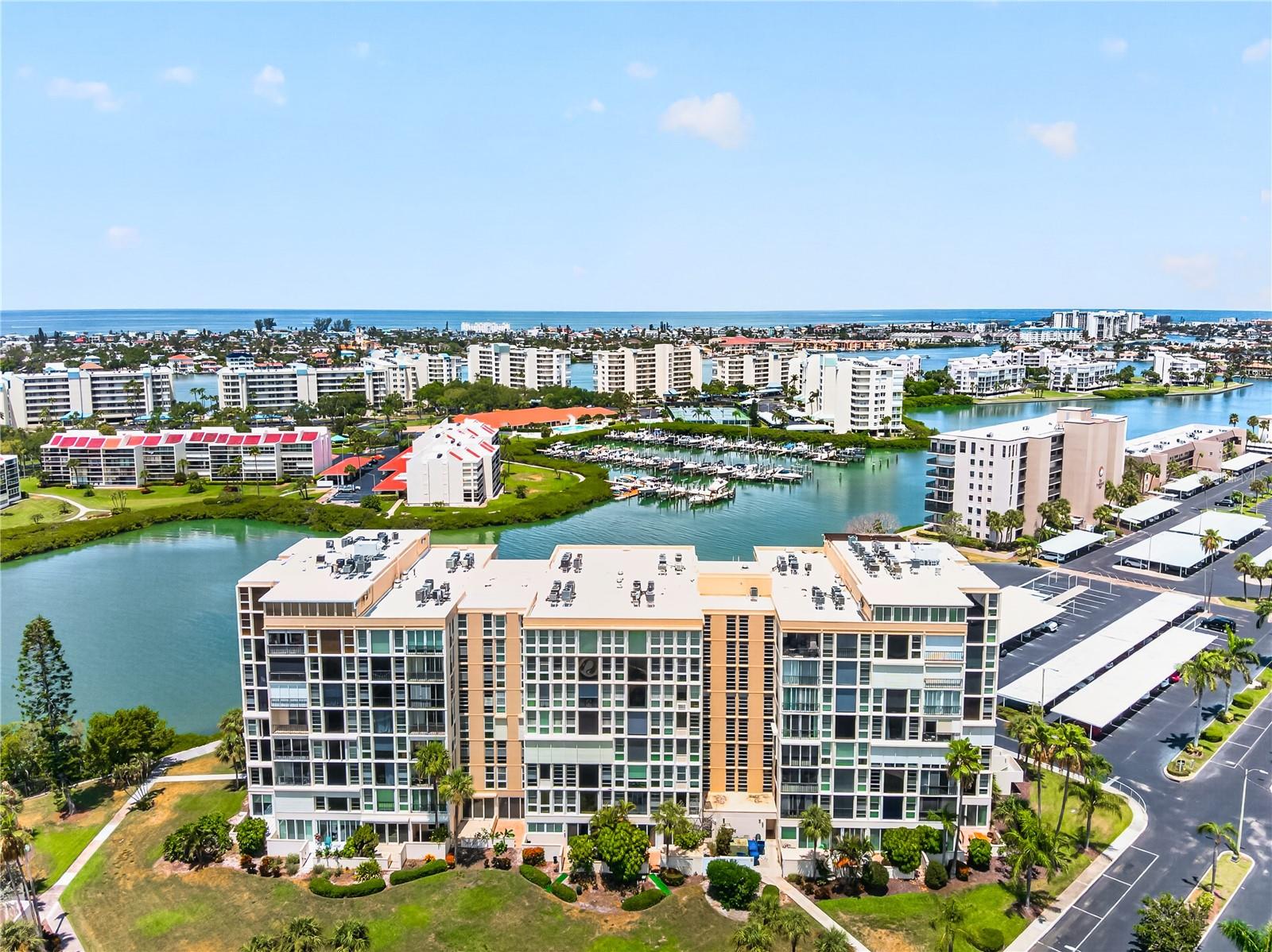 7400 Sun Island Dr S #203
