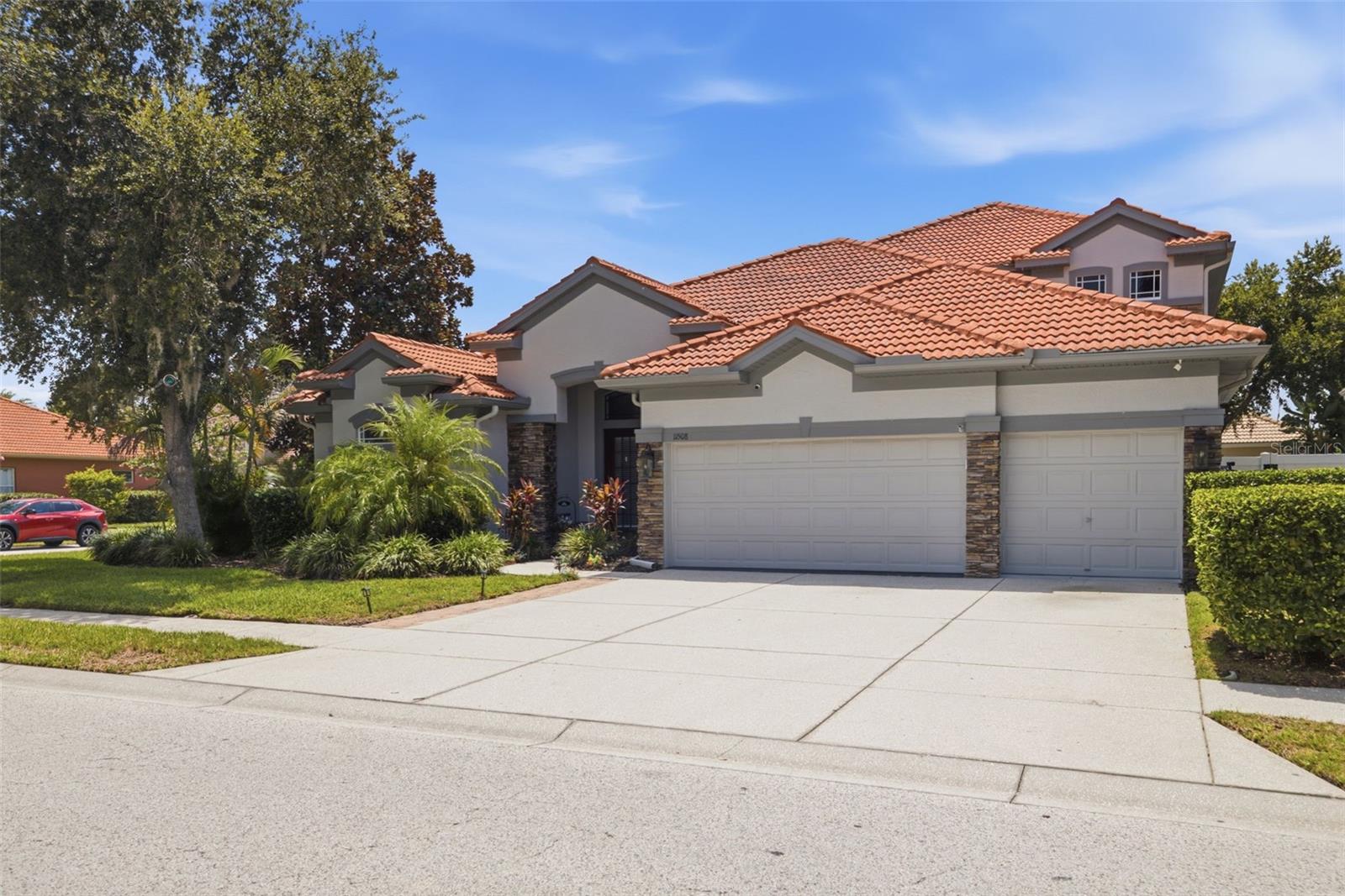11508 Oyster Bay Cir
