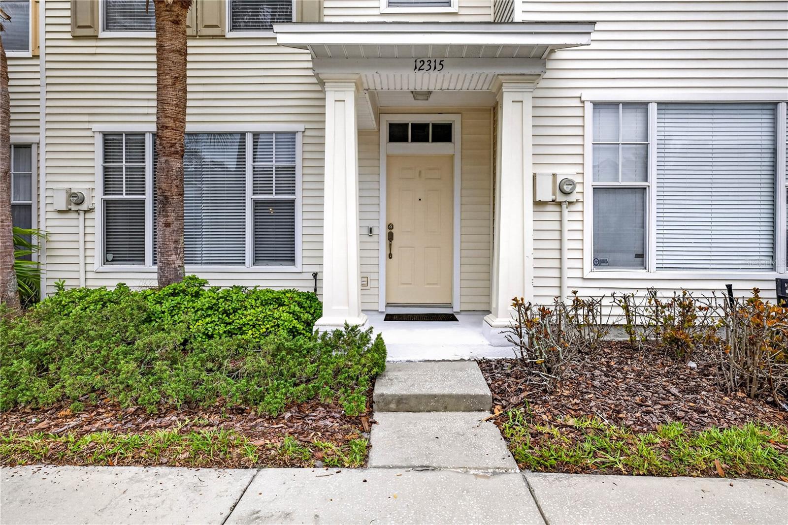 12315 Country White Cir