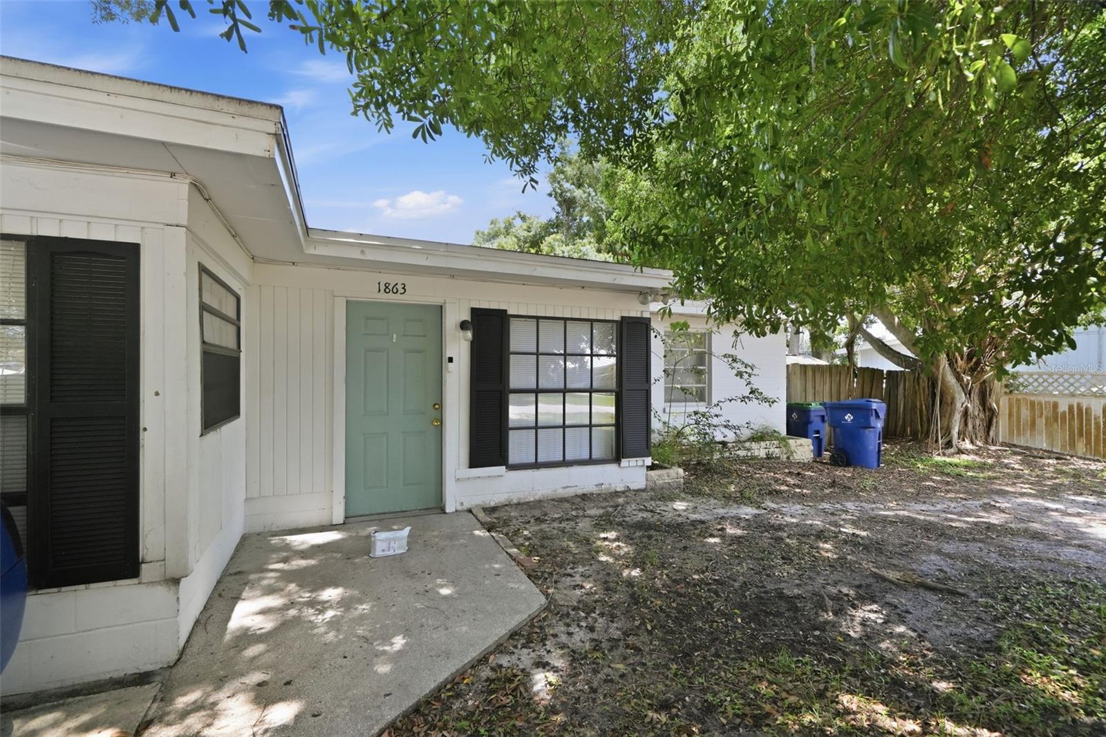 1863 Audrey Dr