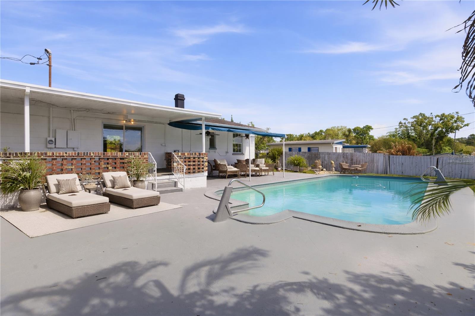 113 Eastway Dr
