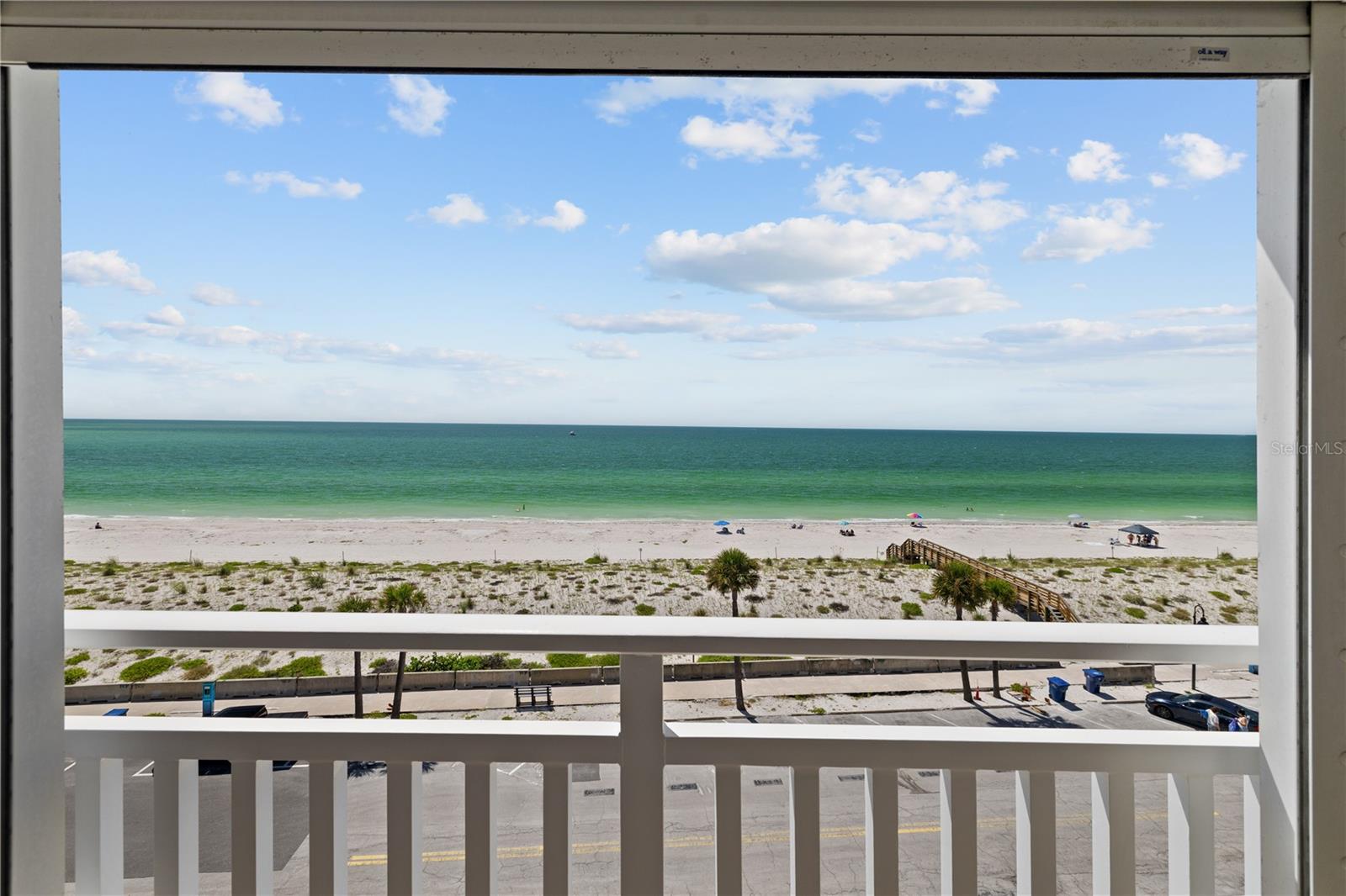 555 Gulf Way #6S