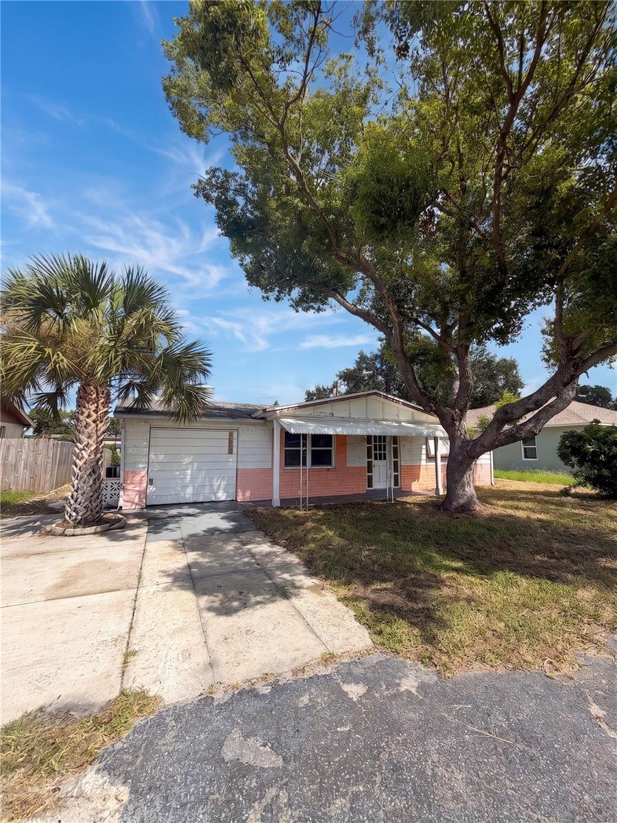 2412 Arcadia Rd