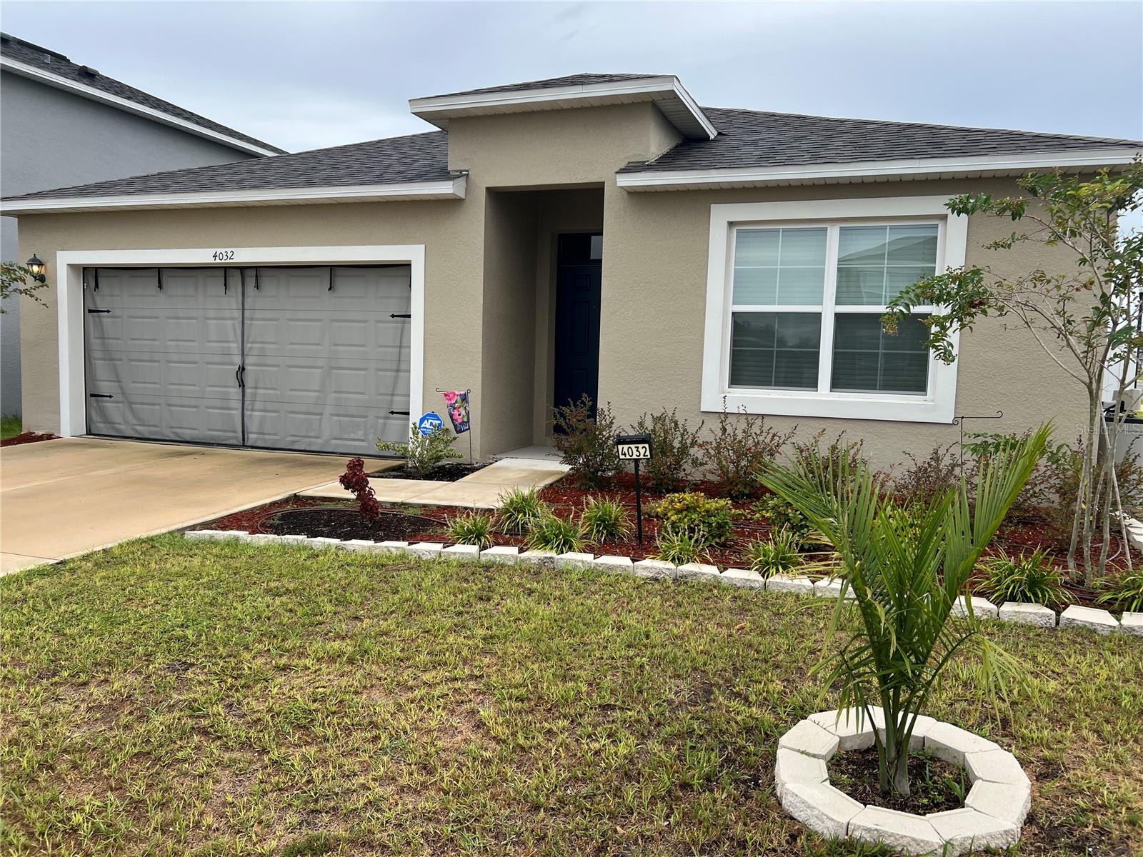 4032 Grey Heron Loop