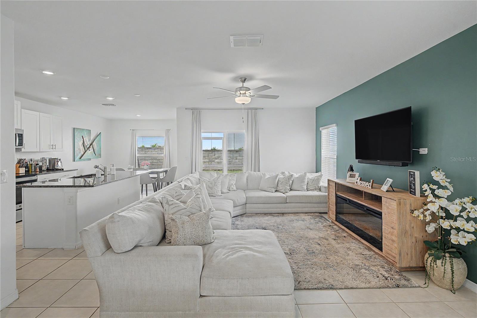 6357 Beverly Hills Dr