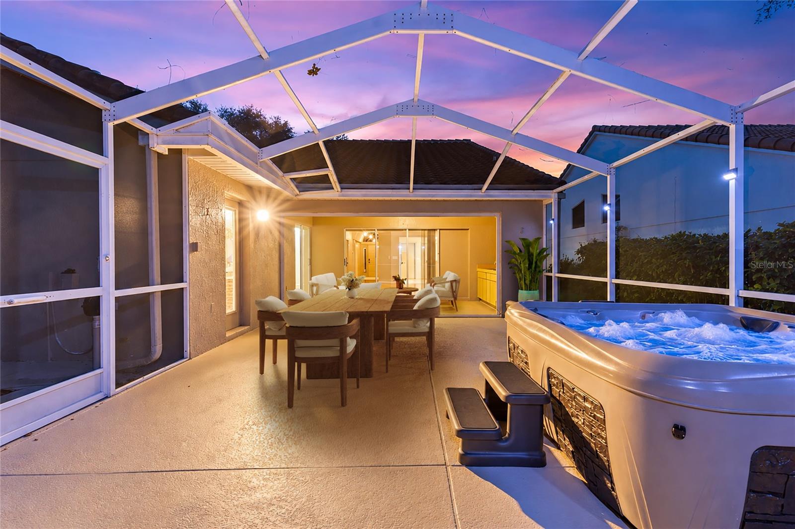 9387 French Quarters Cir