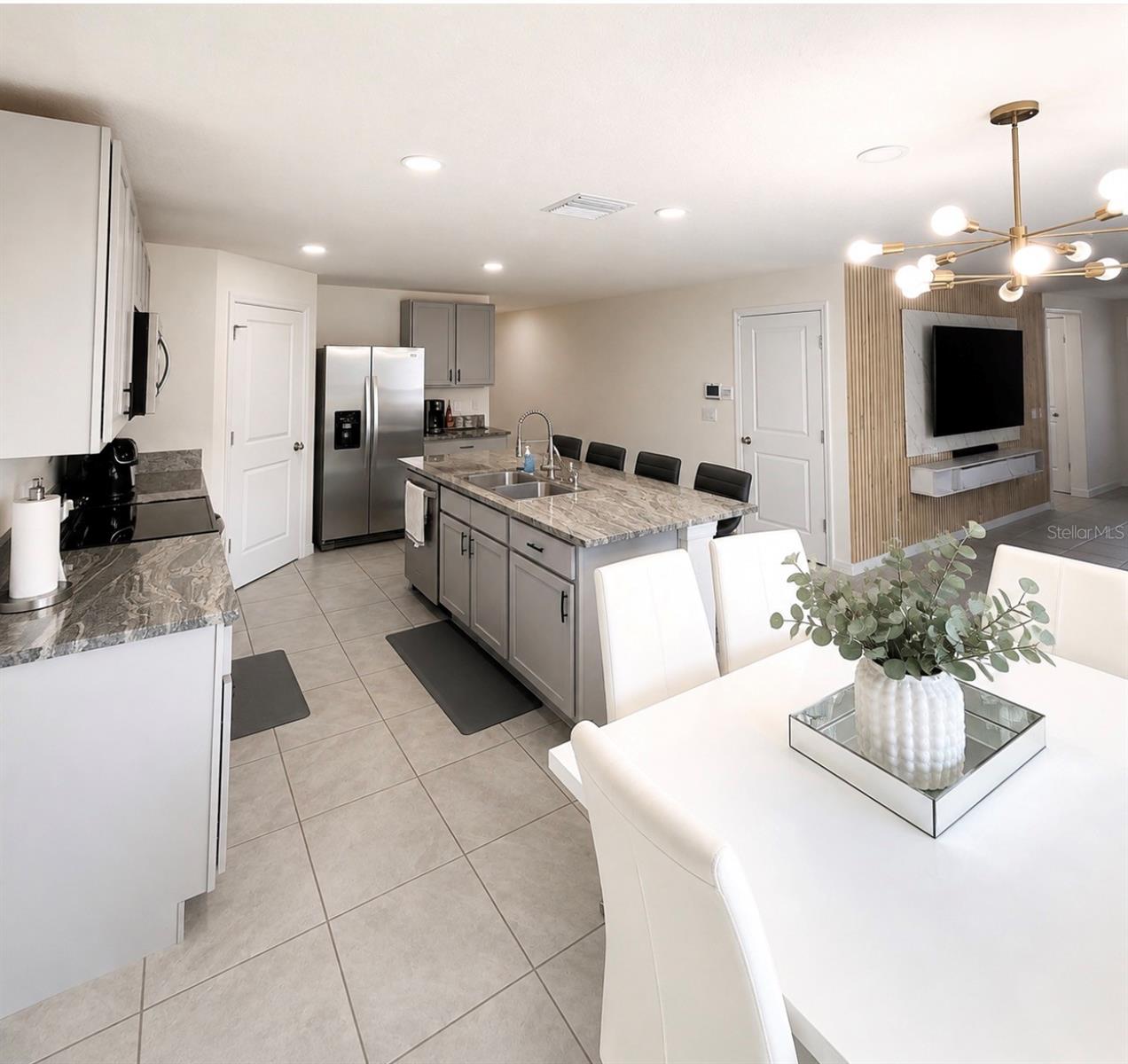 3727 Capri Coast Dr