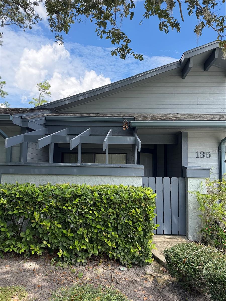 135 Pinewinds Blvd