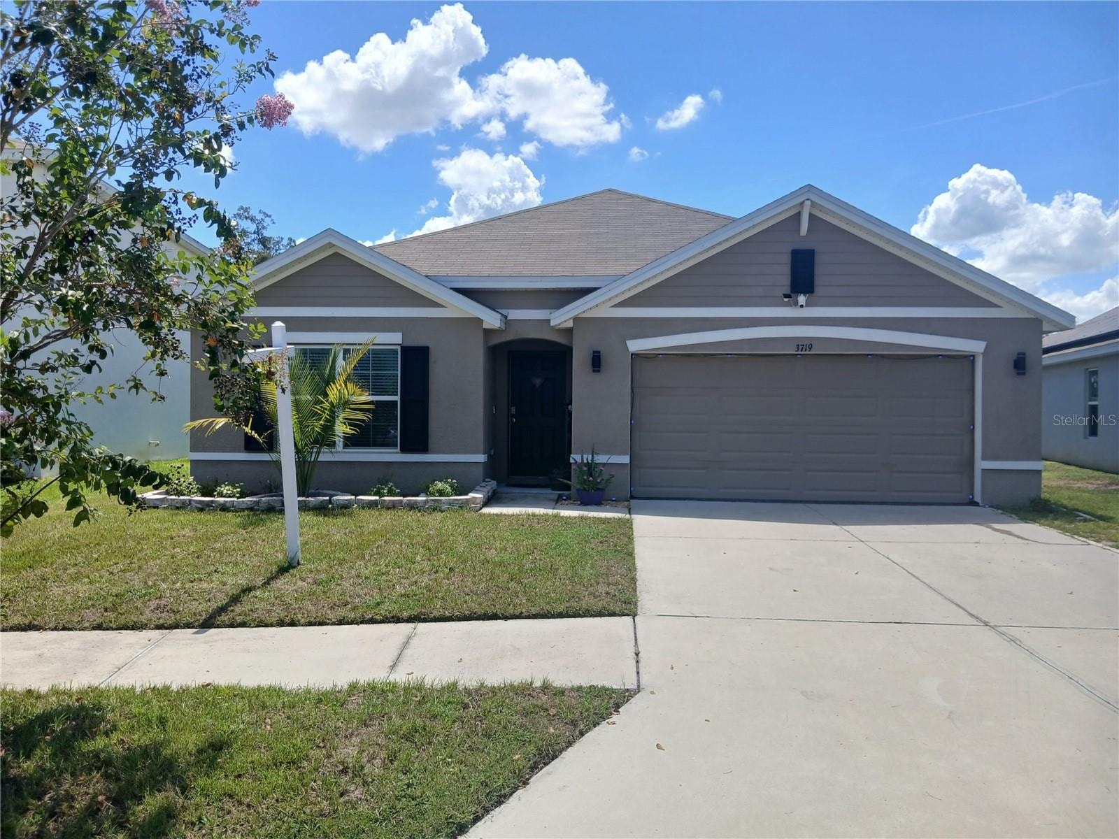 3719 Capri Coast Dr