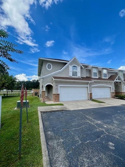10802 Celtic Woods Ave
