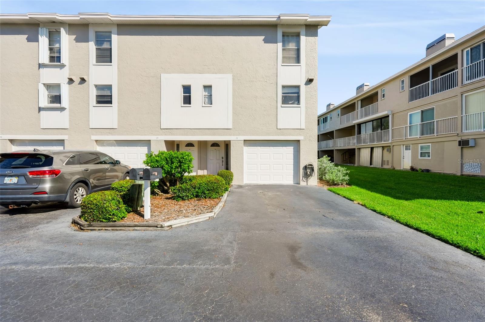 255 Capri Cir N #22