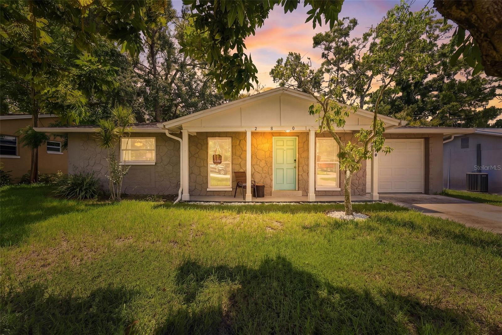 2801 Candlewood St